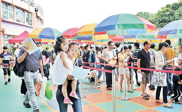 爭幼園學位 日跑7間面試 